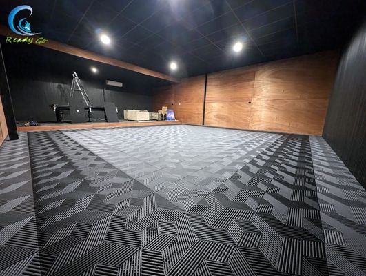 کاشی گاراژ سیاه با 15.75 X 15.75 اینچ و ظرفیت حمل 25