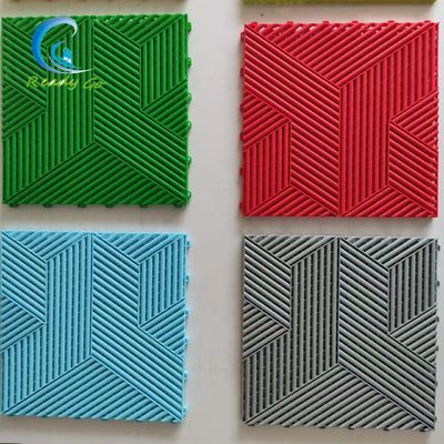 کاشی گاراژ متقابل که برای عملکرد طولانی مدت در گاراژ طراحی شده است